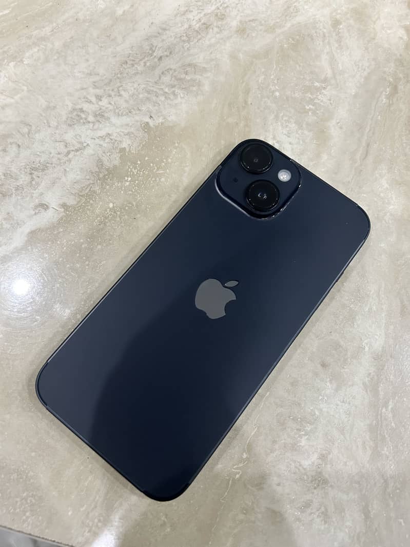 Apple iPhone 14 12
