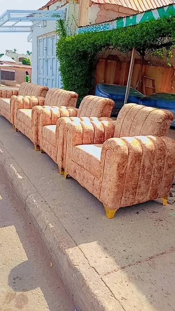 Custom Sofa Maker | High Quality & Affordable Sofas & Accent Chairs 8