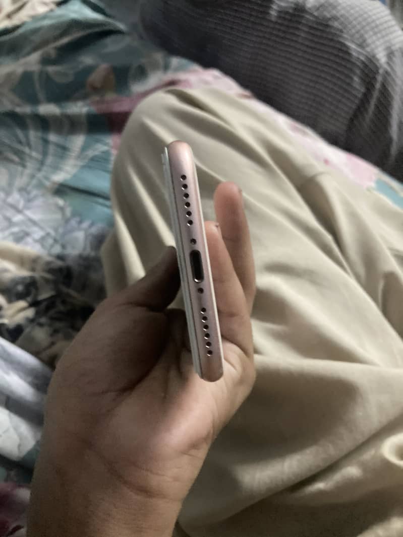 Apple iPhone 8 2