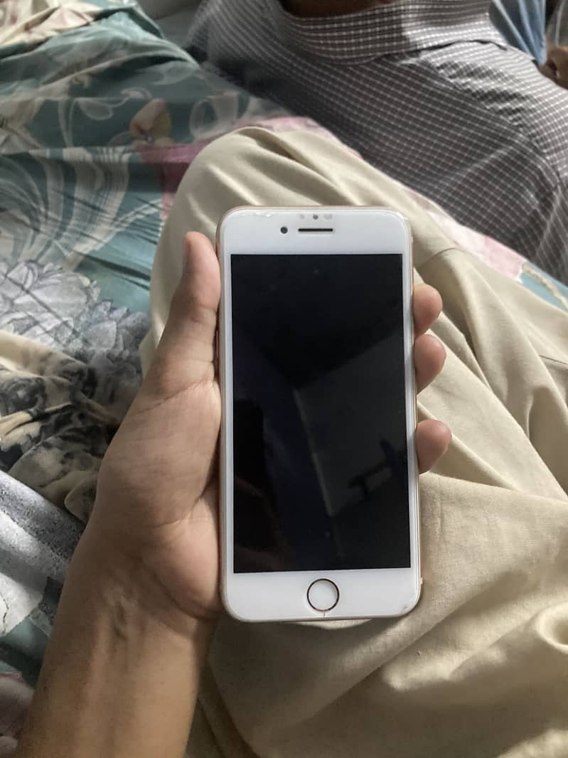Apple iPhone 8 6