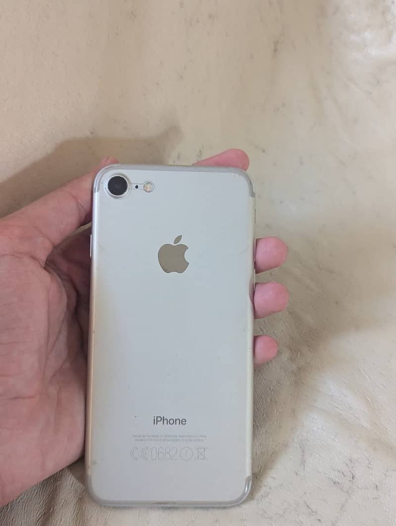 Apple iPhone 7 5