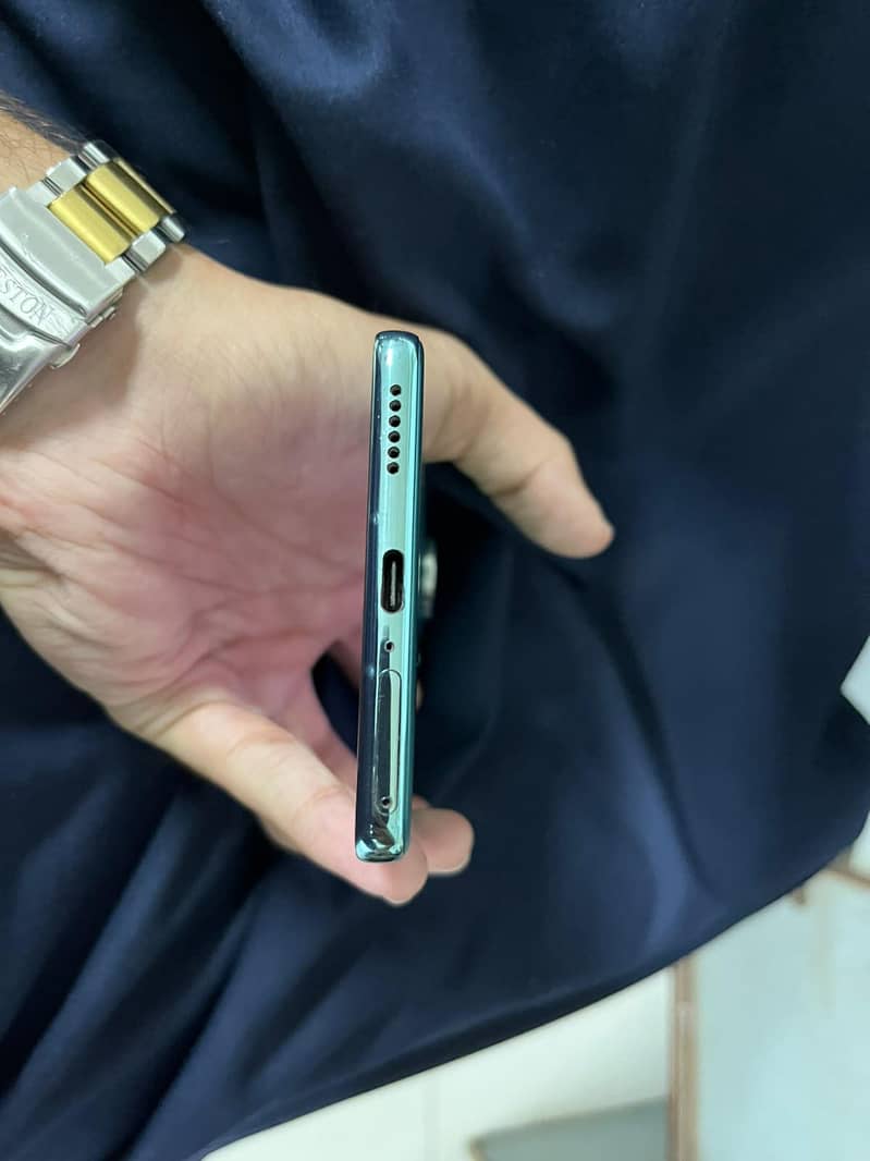 Tecno CAMON 40 5