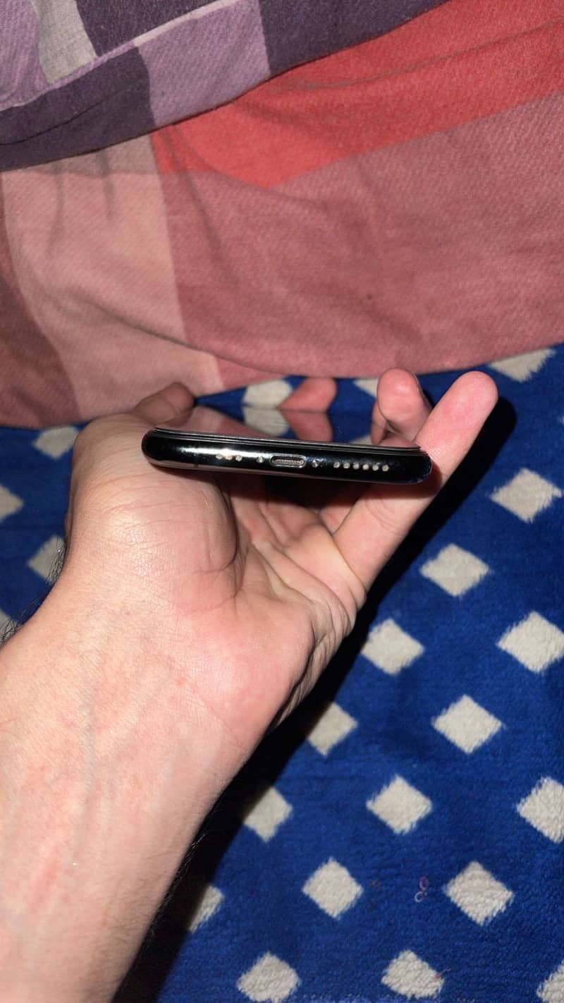 iphone 11 pro 1