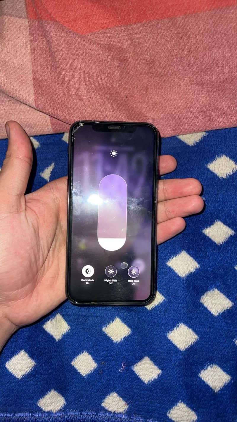 iphone 11 pro 2