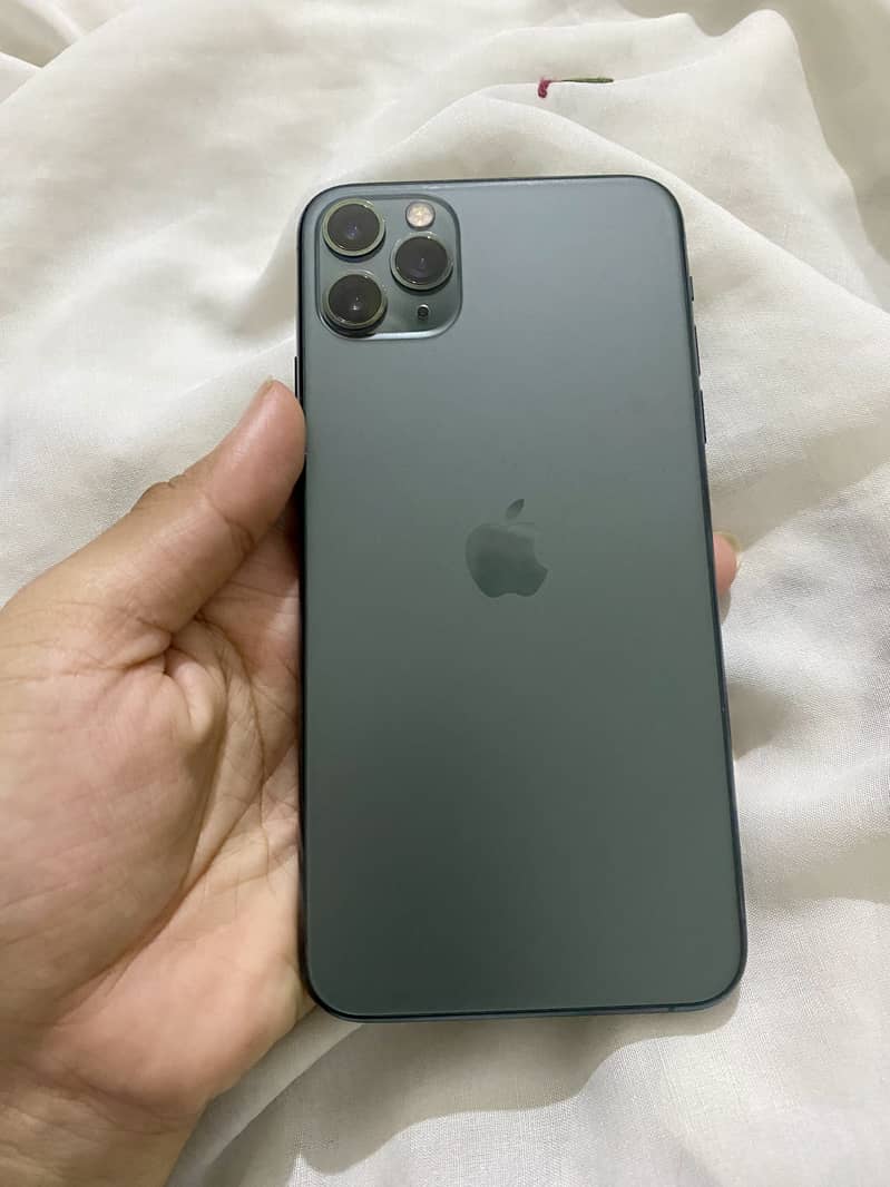 Apple iPhone 11 Pro Max 2