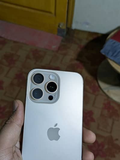 Apple iPhone 16 Pro Max