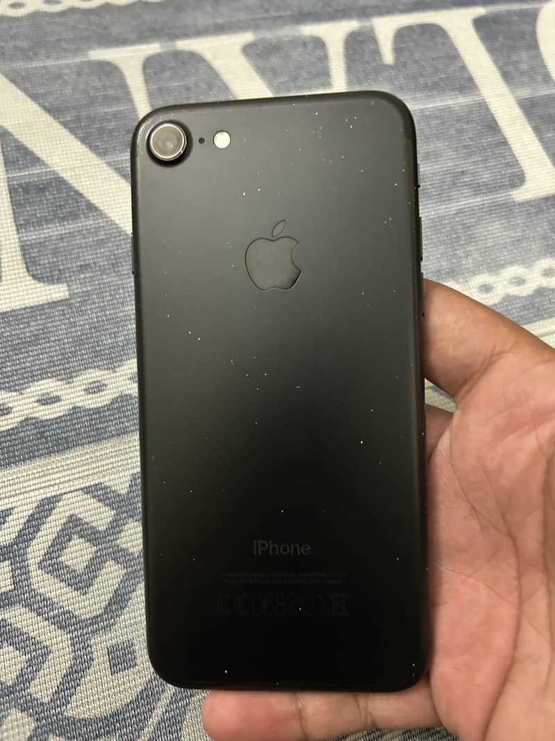 Apple iPhone 7 4