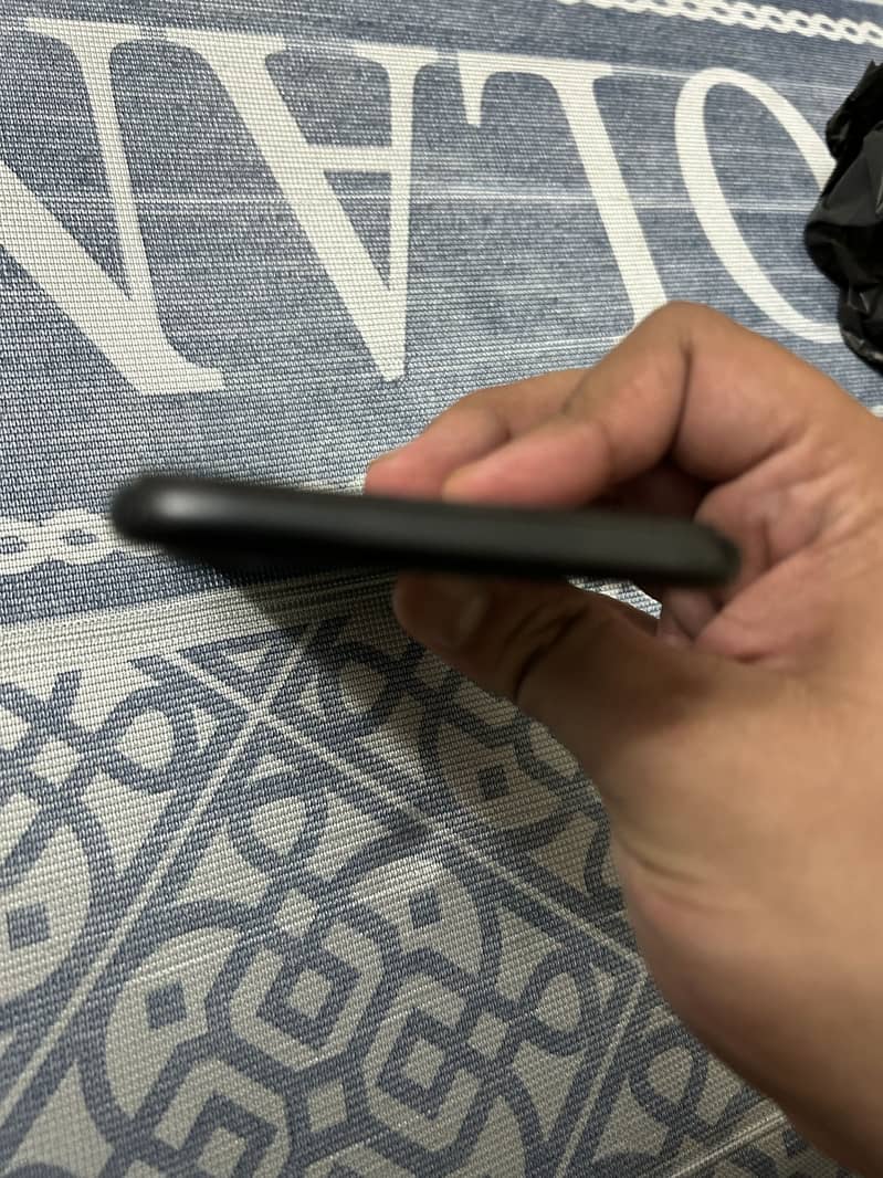 Apple iPhone 7 7