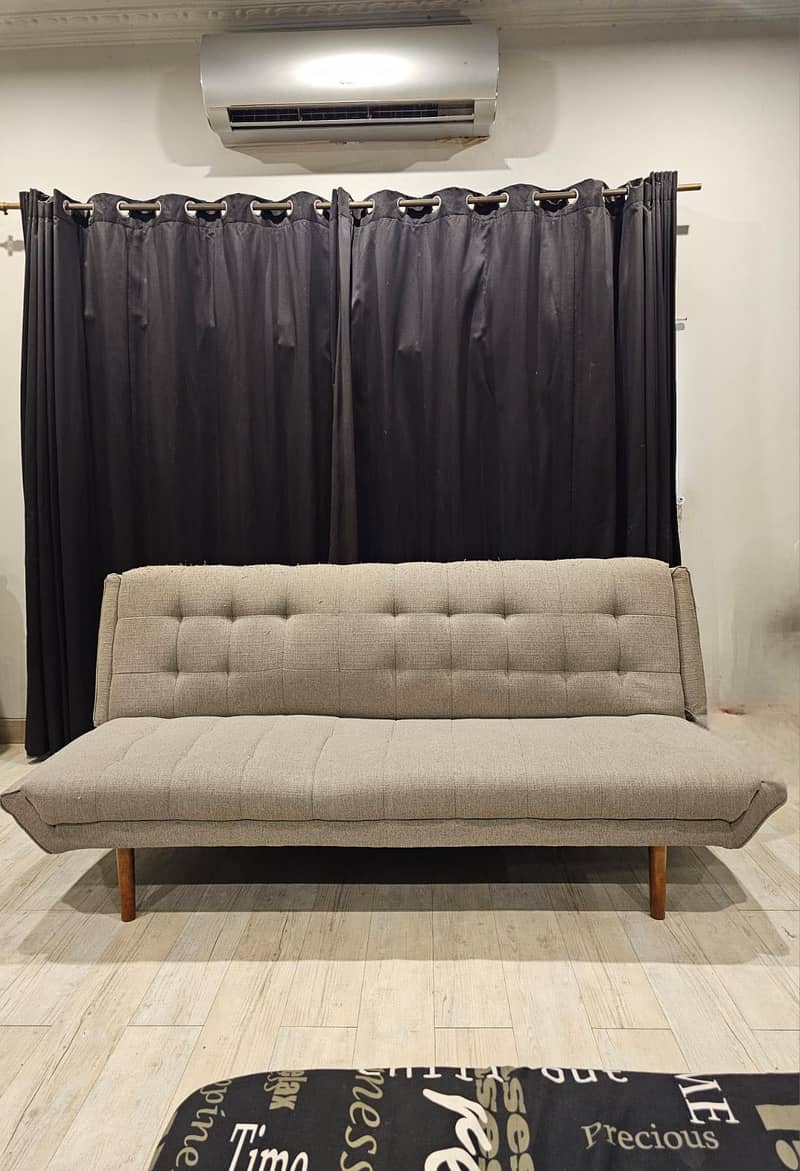 Sofa cumbed 1