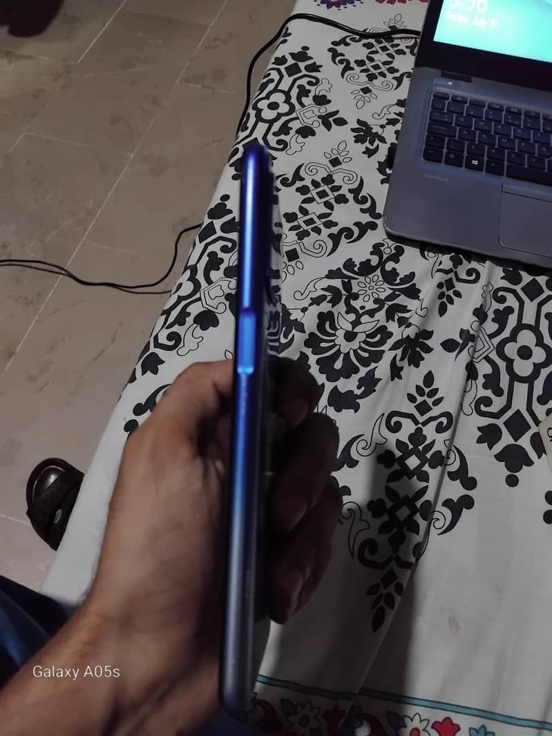 OPPO A54 1