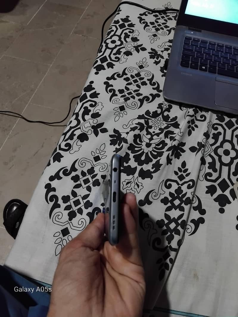 OPPO A54 3