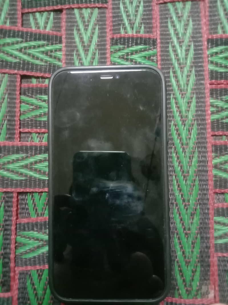 Apple iPhone 11 0