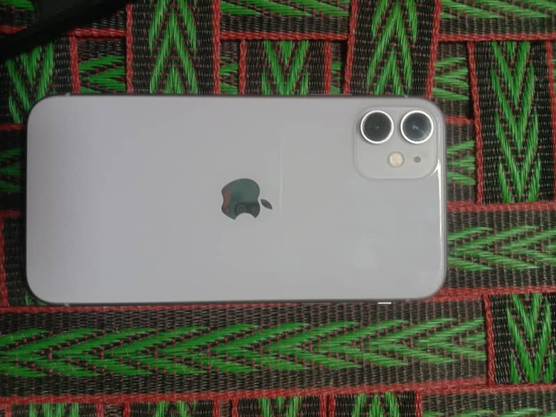 Apple iPhone 11 1