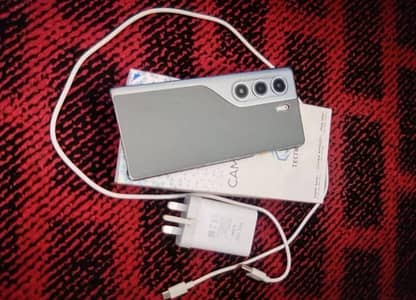Tecno CAMON 40 Pro