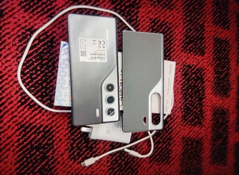 Tecno CAMON 40 Pro 1