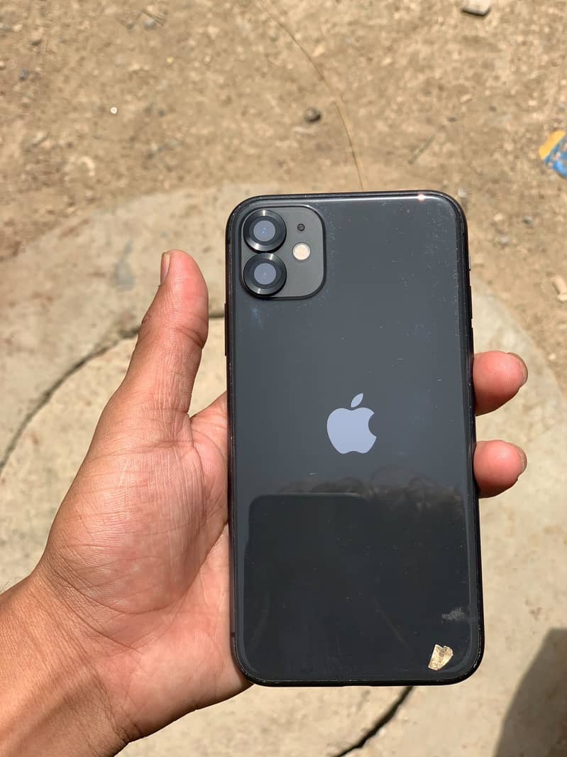 Apple iPhone 11 3