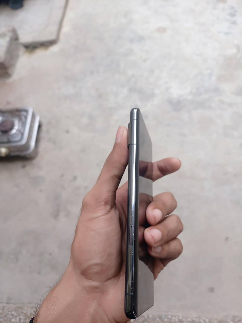 Google Pixel 7 Pro 6
