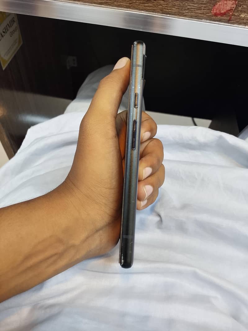 Google Pixel 6a 5
