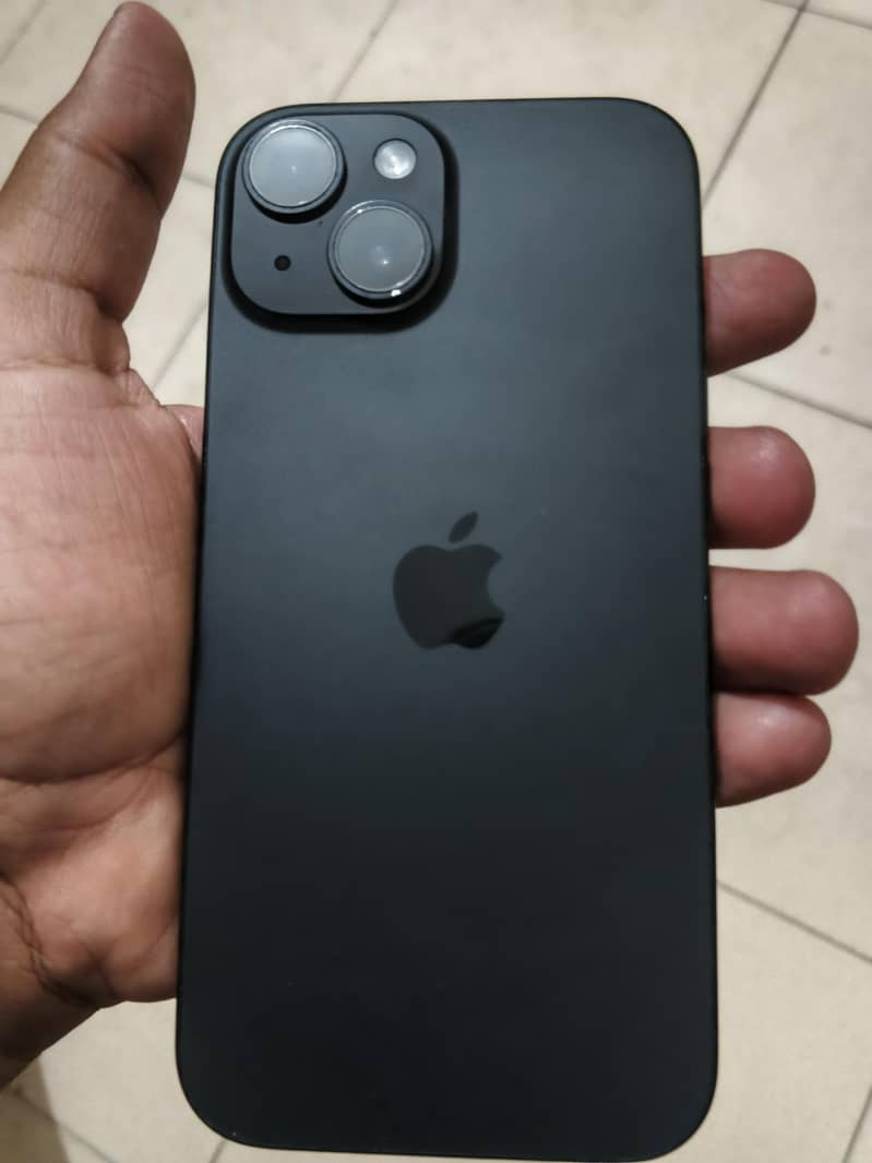 Apple iPhone 15 5