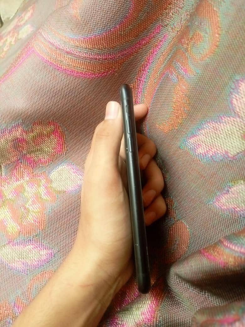 Iphone Xr 4