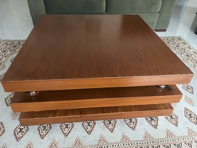 Wooden TV Lounge Center Table – Excellent Condition