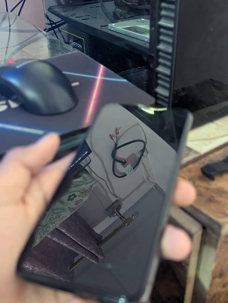 Apple iPhone 11 Pro Max 2