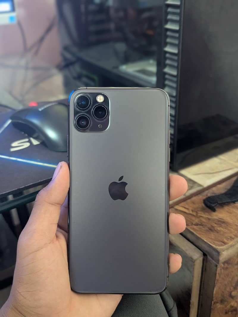 Apple iPhone 11 Pro Max 5