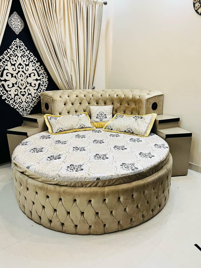 Round bed 2