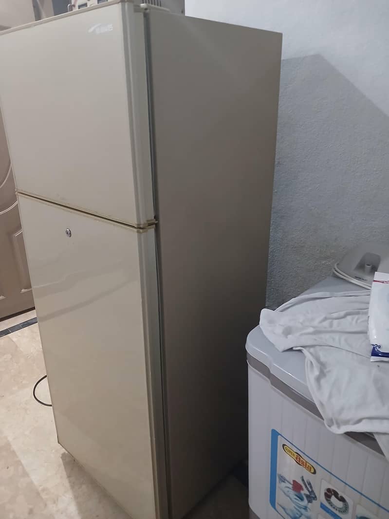 waves refrigerator 2