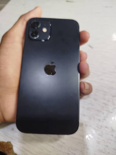 Apple iPhone 12