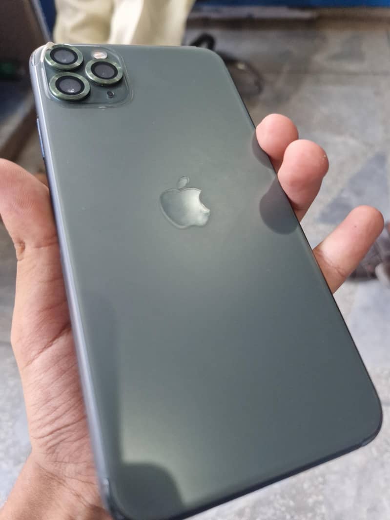 Apple iPhone 11 Pro Max 0