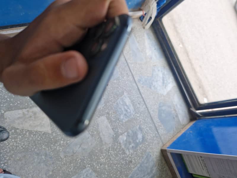 Apple iPhone 11 Pro Max 5