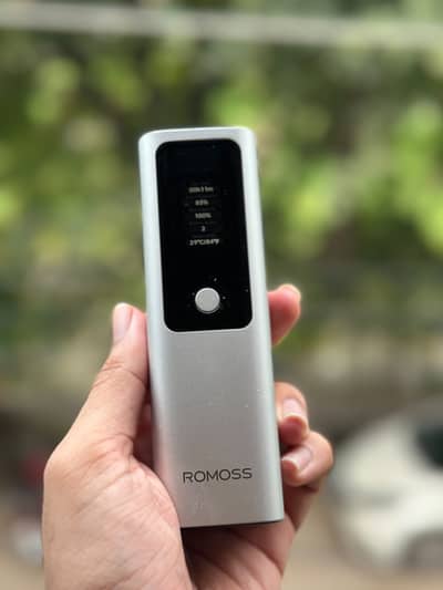 ROMOSS 10000mAh Power Bank for Laptops & Mobiles
