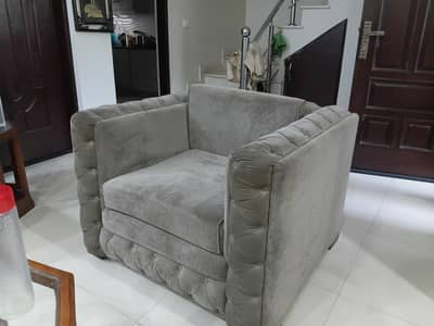 6 seater sofa set 2 to 3 year used