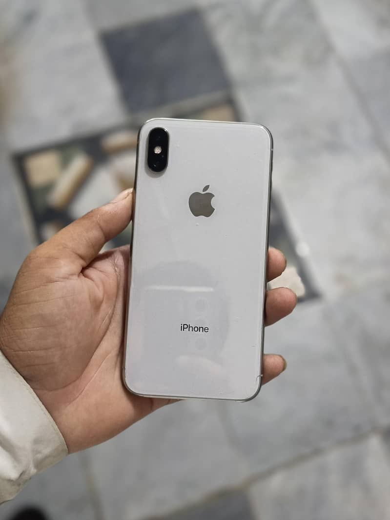 Apple iPhone X 5