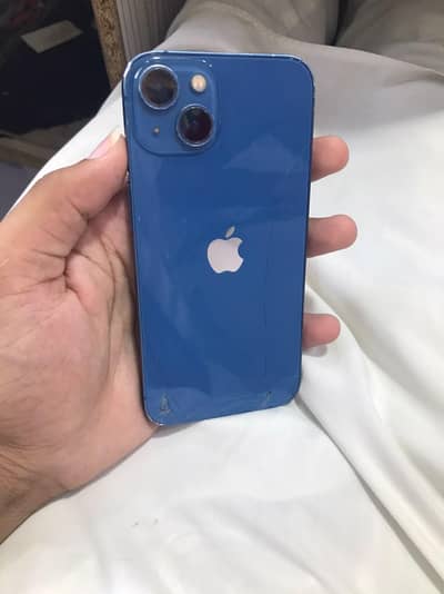 Apple iPhone 13