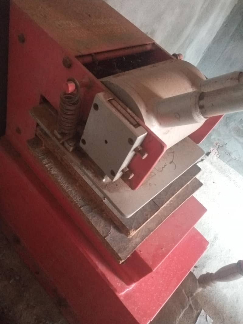 Chappals Maker Machine die 1