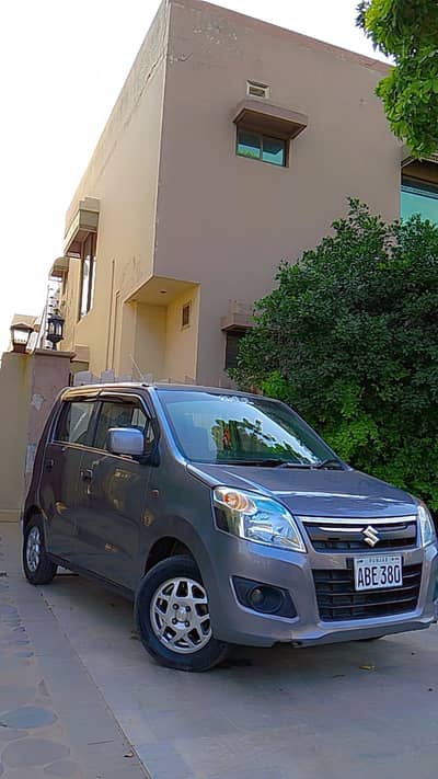 Indriver car available For rent
