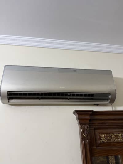Free AC excellent condition for sale