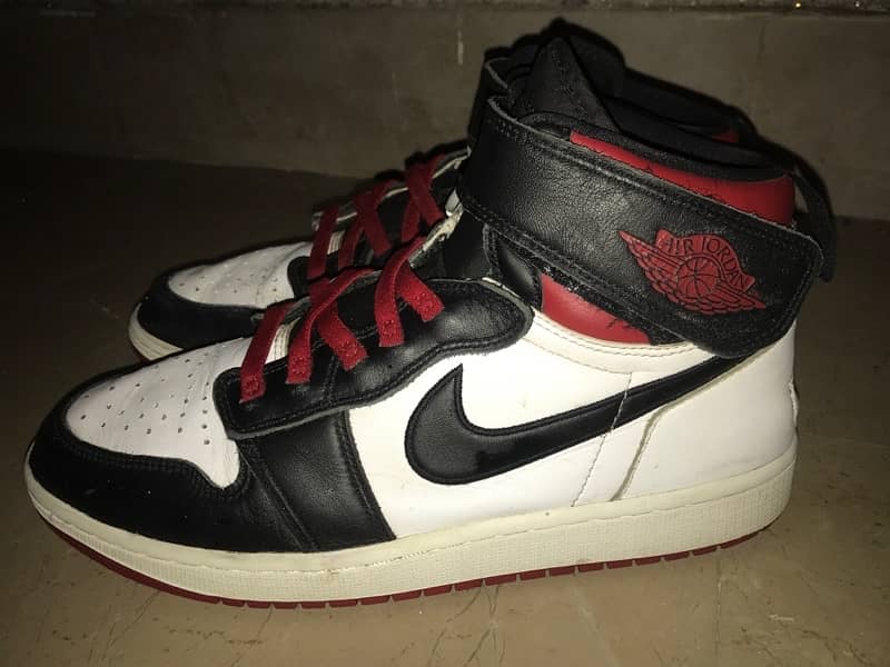 Sneakers 1