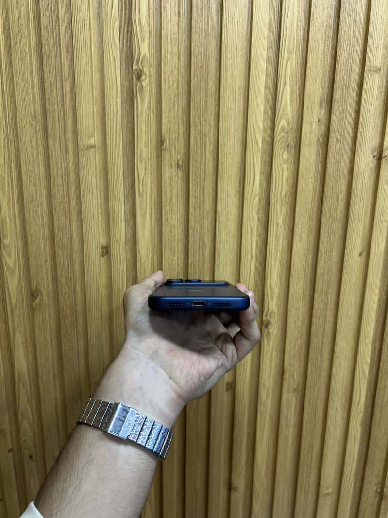 iPhone 17 Pro 4