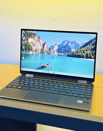 Hp Spectre 13 4K Display i7 10th Gen 360 Machine