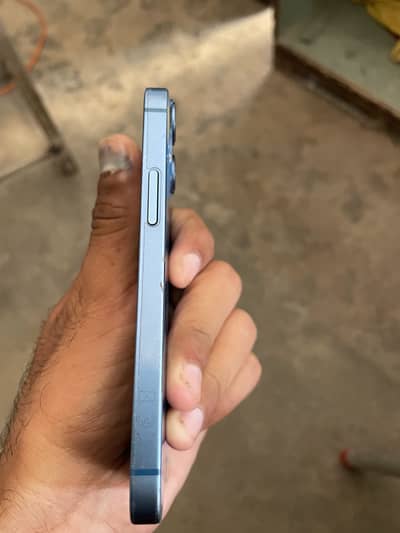 Apple iPhone 13 mini