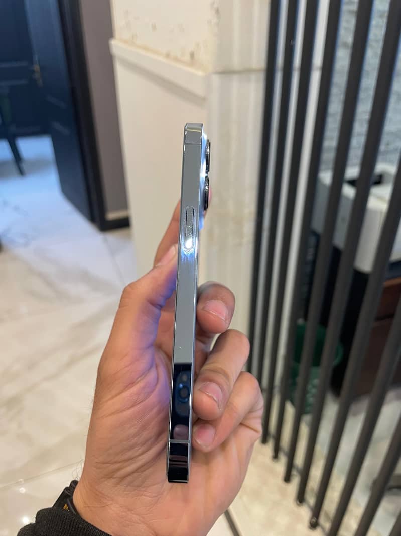 Apple iPhone 13 Pro 5