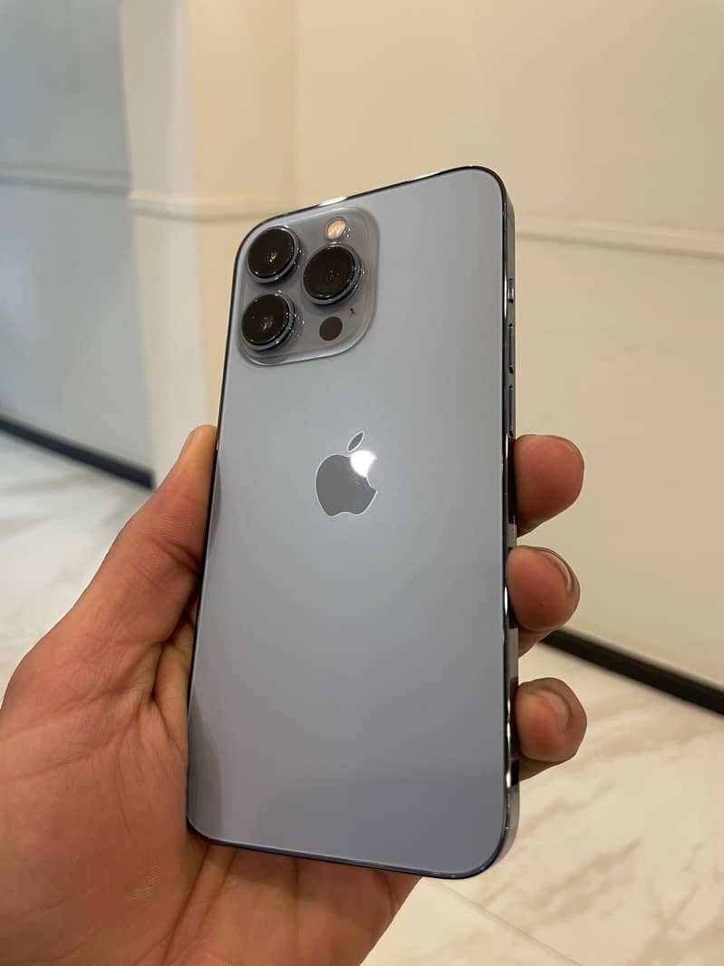 Apple iPhone 13 Pro 6