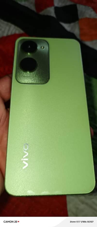 Vivo Y18