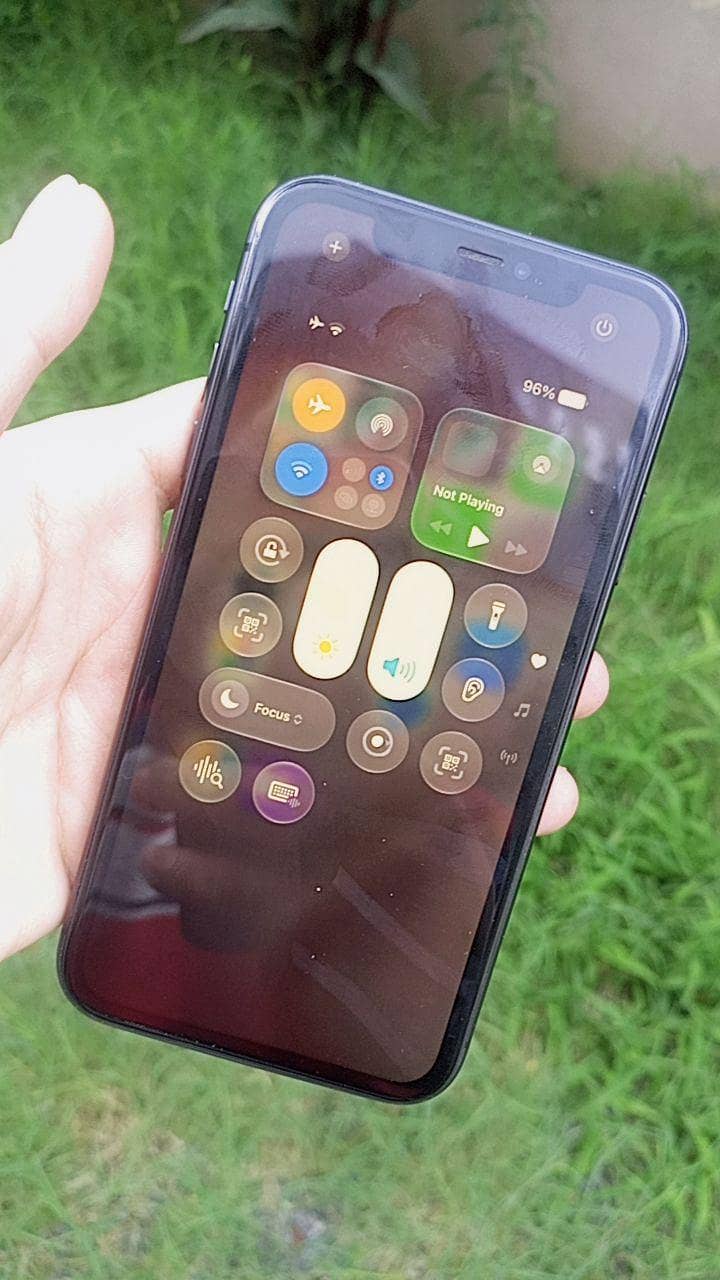 Apple iPhone 11 2