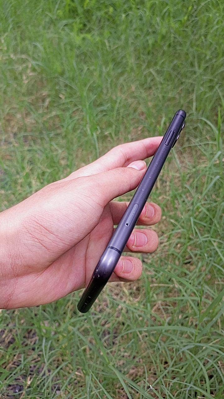 Apple iPhone 11 3