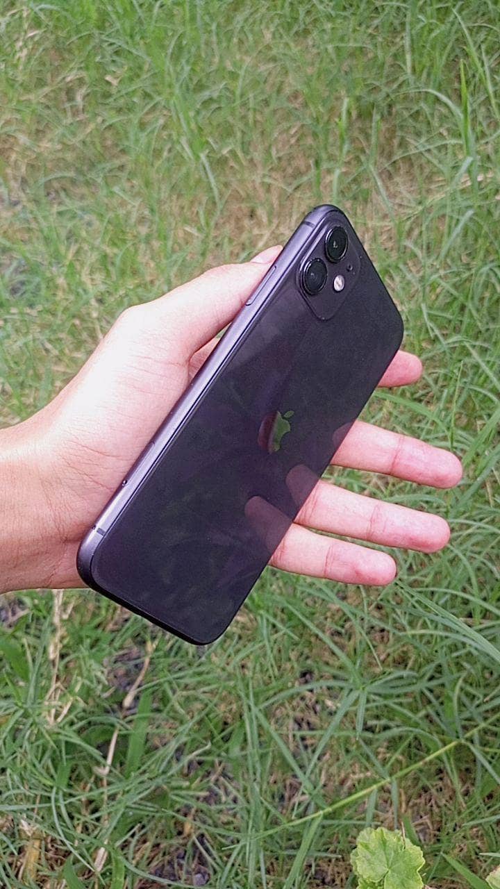 Apple iPhone 11 5