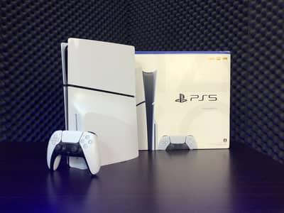PS5 Slim 2000 Series Used